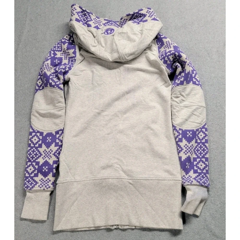 Lululemon RARE Live Simply IKAT‎ Knit Snowflake Snow Apres Ski Scuba Hoodie Sz 6